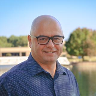 headshot of ruben petreaca