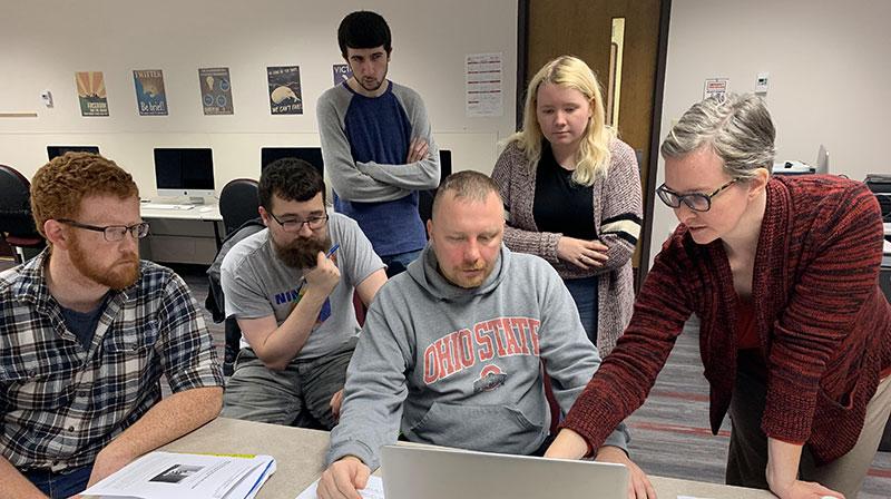 students working with professor Katie braun