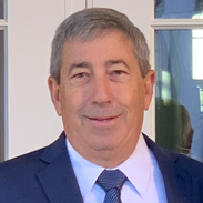 headshot of mark osborne