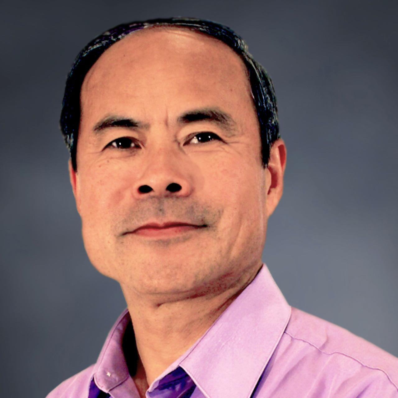 headshot of Joe Zhou