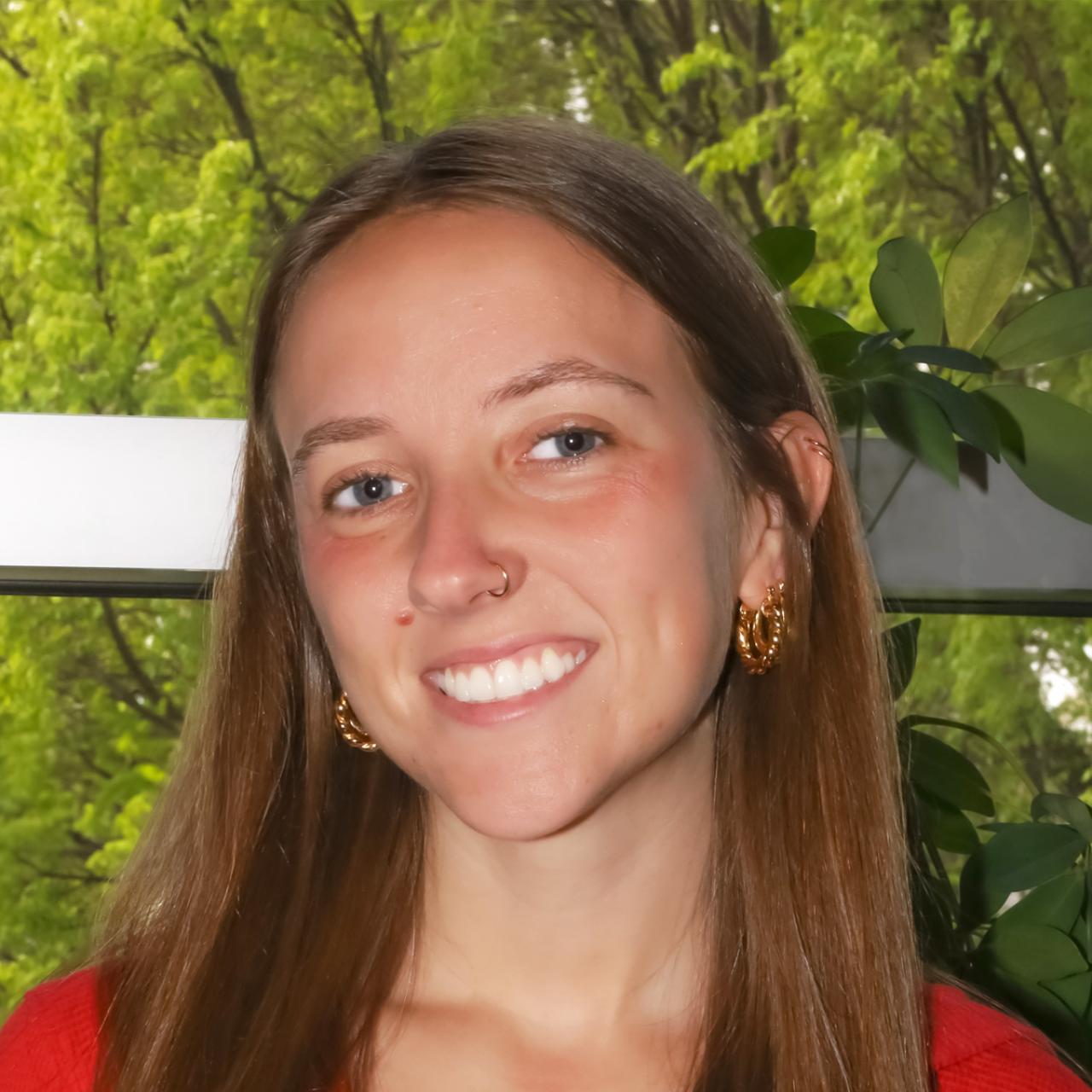 headshot of carlyn bower