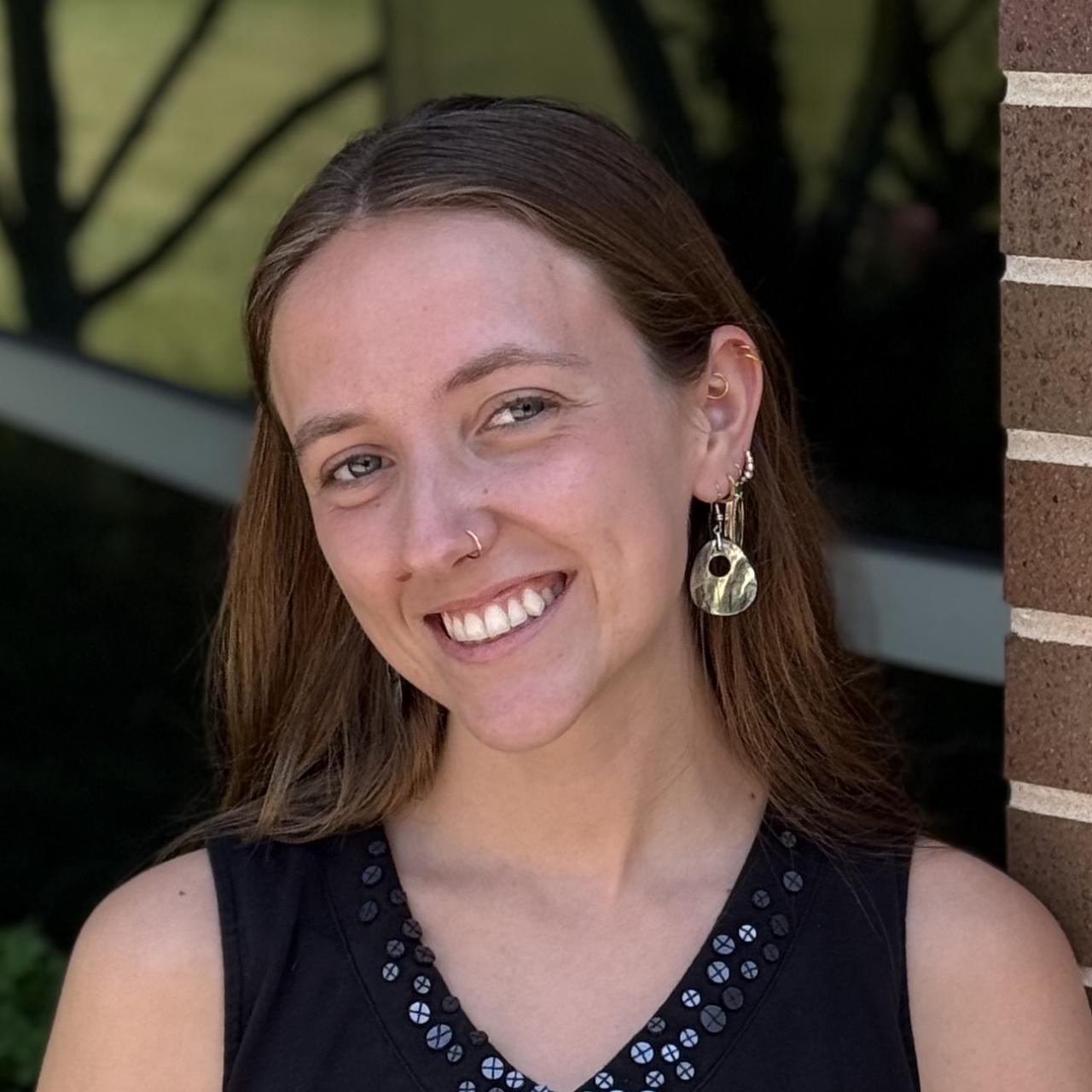 headshot of carlyn bower
