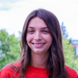 headshot of Emma Dawson