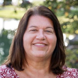 headshot of Lisa miller