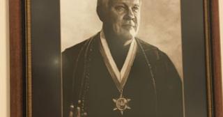 photo of a framed photo of Dr. Francis E. Hazard