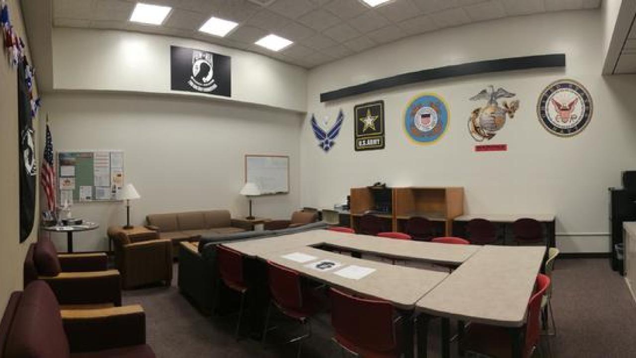 wide shot of the veterans room