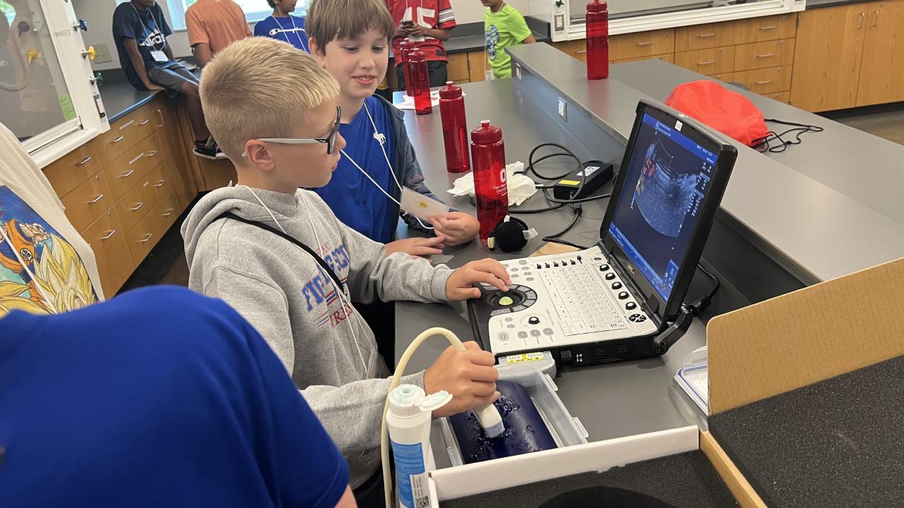 6th graders during steam career day